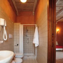 Country stay Ostuni_deluxe bath Country stay Ostuni_deluxe bath